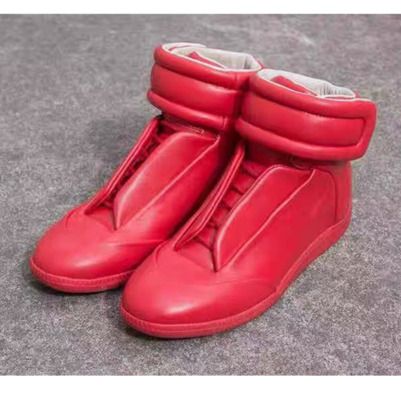 Women Futuristic Slip On High  - đánh giá và giá Circle Hook Set
